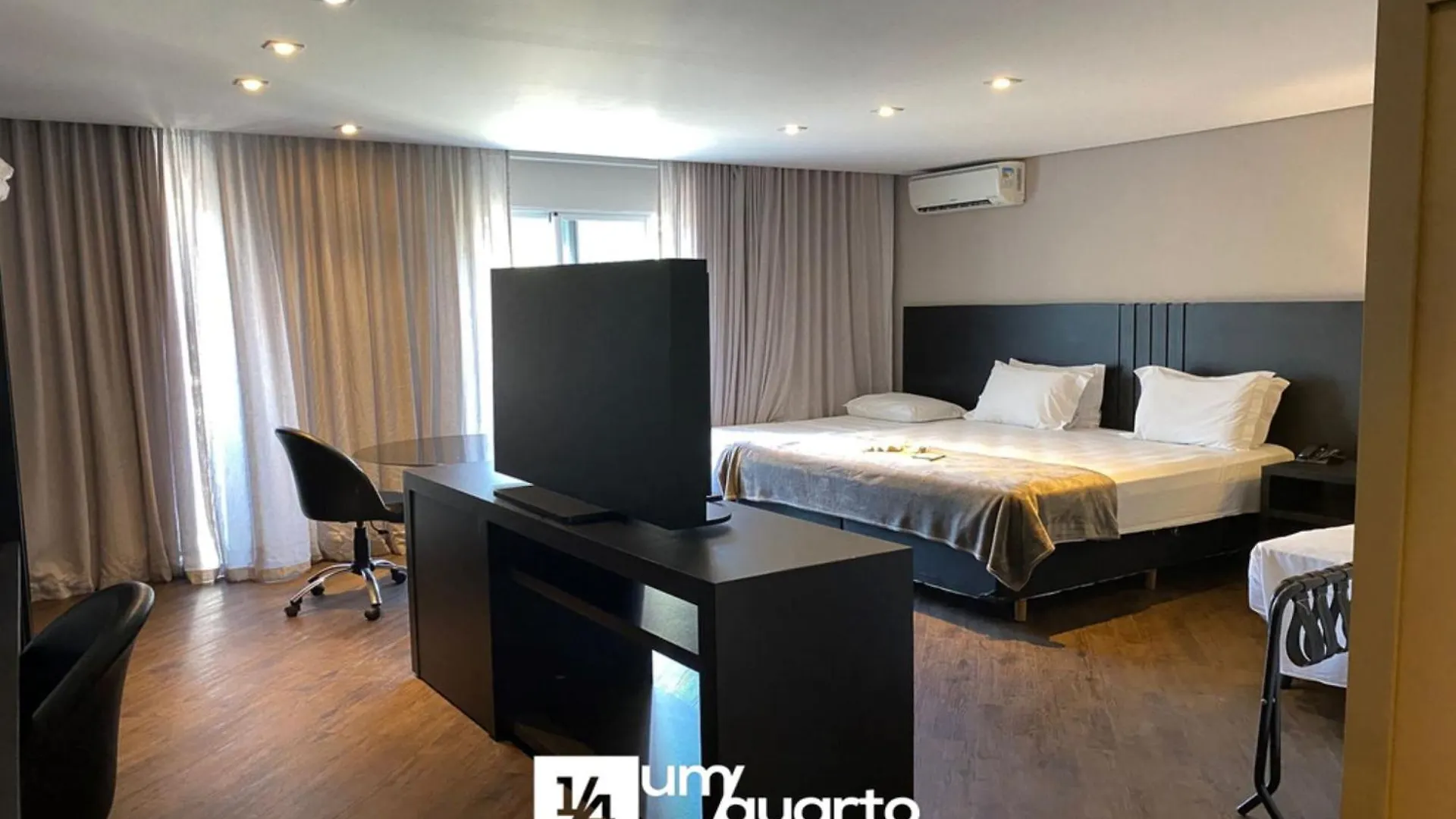 公寓 Edificio Ponte Hercilio Luz Florianópolis 巴西